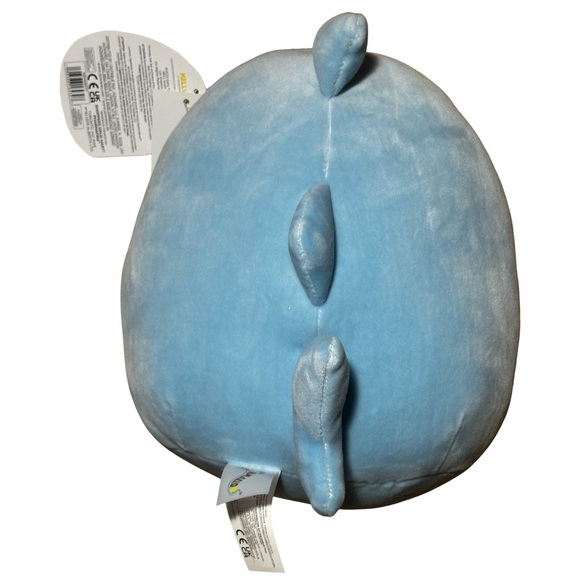 8” Rey the Shark Ramen Squishmallow – Canadian Valentine’s Exclusive - Picture 3 of 4